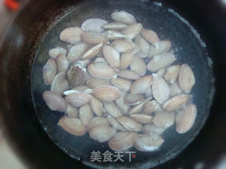 姜葱炒花蛤的做法步骤:2