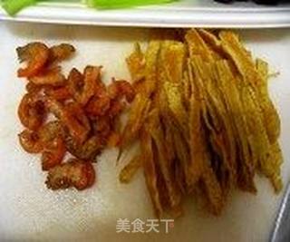 凉菜——芹菜木耳蛋皮丝的做法步骤:3