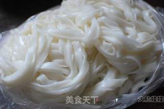 南宁特色“老友炒粉”的做法步骤：1