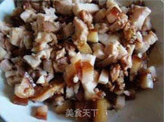 竹笋酱肉包的做法步骤：2
