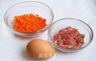 卡通肉松饭团的做法步骤：1