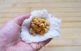 卡通肉松饭团的做法步骤：10