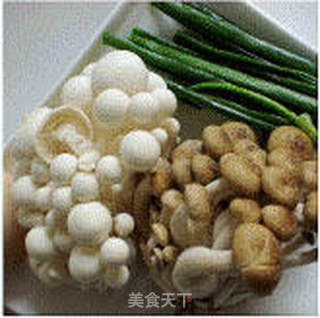 海鲜乌冬面的做法步骤：3