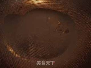 玫瑰花香红烧肉的做法步骤：7