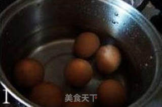 五花肉炖虎皮蛋的做法步骤:9