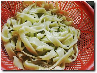 主食:胡萝卜面+莴笋面的做法步骤:8