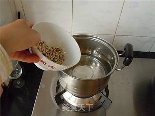 银耳莲子薏仁汤的做法步骤:6