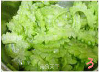 南昌风味炒苦瓜的做法步骤:3