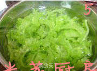 南昌风味炒苦瓜的做法步骤:5