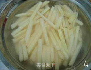 炸薯条的做法步骤:4