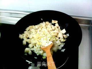 瑶柱鲍鱼汁烧双孢菇口蘑山药的做法步骤：8
