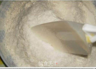 酸奶纸杯蛋糕的做法步骤：4