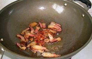 干锅腊肉豆结的做法步骤：12