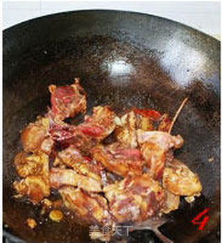 廉价的美味----鸡架炖土豆的做法步骤:4