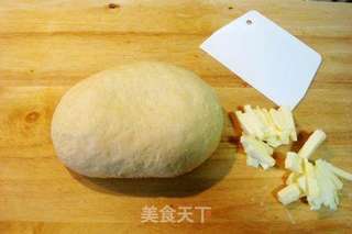 美味营养大面包的做法步骤:5