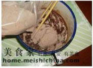 巧克力慕斯蛋糕的做法步骤:19