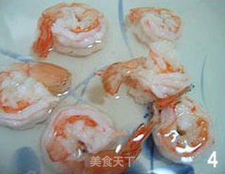 泰式鲜虾银耳沙拉的做法步骤:4