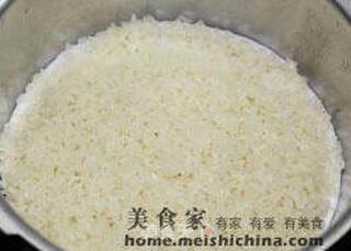 肉末香菇烧麦的做法步骤:4