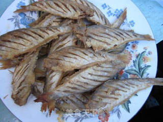 香酥糖醋马口鱼的做法步骤：8