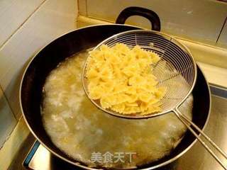 金枪鱼拌蝴蝶意粉的做法步骤：10