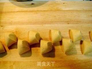 烤玉米面橄榄馅饼的做法步骤：5
