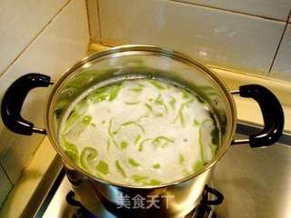 意大利蘑菇培根菠菜宽条面的做法步骤:21