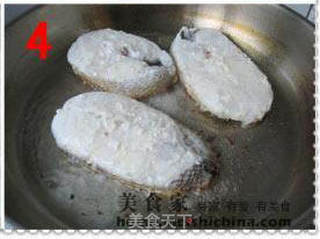 意大利式银鳕鱼的做法步骤:4