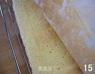 椰香海绵蛋糕卷的做法步骤:17