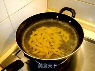 奶焗蘑菇通心粉的做法步骤:6