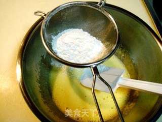 为世界杯宵夜制作美食《慕斯香蕉船冰淇淋》的做法步骤:7