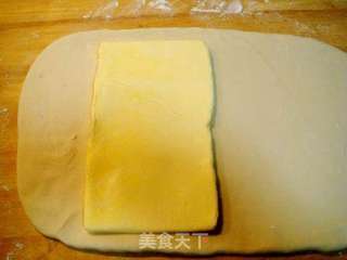美味小点“蛋挞、蓝莓酥挞”的做法步骤:11