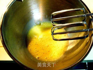奶油香草冰淇淋的做法步骤:2