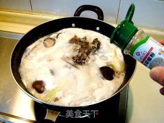 夏季祛暑汤菜“醋椒黄鱼头”的做法步骤:13