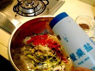 清凉爽口的下酒小菜“自制麻辣粉皮”的做法步骤:23
