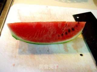 看世界杯为朋友制作的“什锦果盘”的做法步骤:3