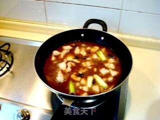 酱焖小肉&抻条子的做法步骤:21
