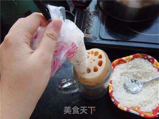 蜜汁桂花糯米藕的做法步骤:9