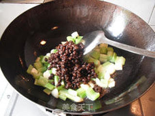 在家自己做健康豆豉烤鱼——豆豉炸鱼的做法步骤：11