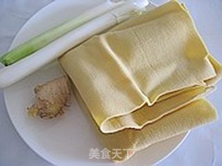 香卤豆皮拌豆苗的做法步骤：2