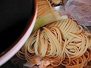 香卤豆皮拌豆苗的做法步骤：5