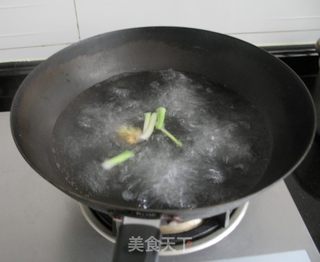 卤猪蹄的做法步骤:4