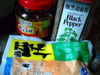 豆瓣腐竹鱿鱼丝的做法步骤:2