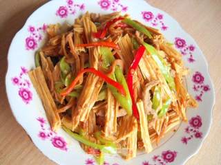 豆瓣腐竹鱿鱼丝的做法步骤:10