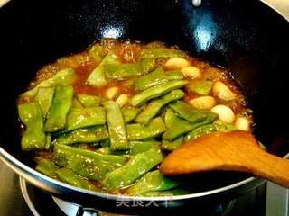 私房菜“鱼露金蒜焖扁豆”的做法步骤:13