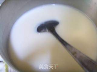 杏仁豆腐的做法步骤：1