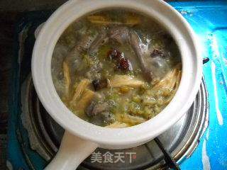 绿豆腐竹煲乳鸽的做法步骤:8