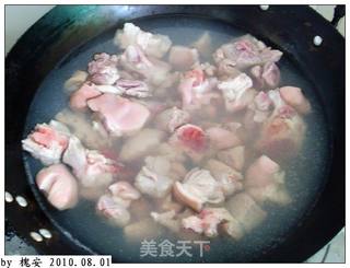 红烧猪蹄（猪手）的做法步骤：2