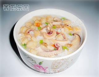 营养养生粥——豆腐粒香菇干鱿鱼粥的做法步骤:17
