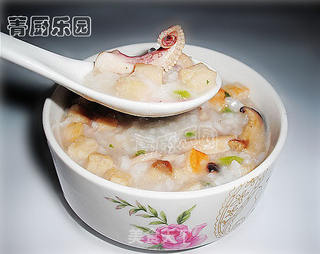 营养养生粥——豆腐粒香菇干鱿鱼粥的做法步骤:18