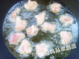 香菠咕噜肉的做法步骤：5
